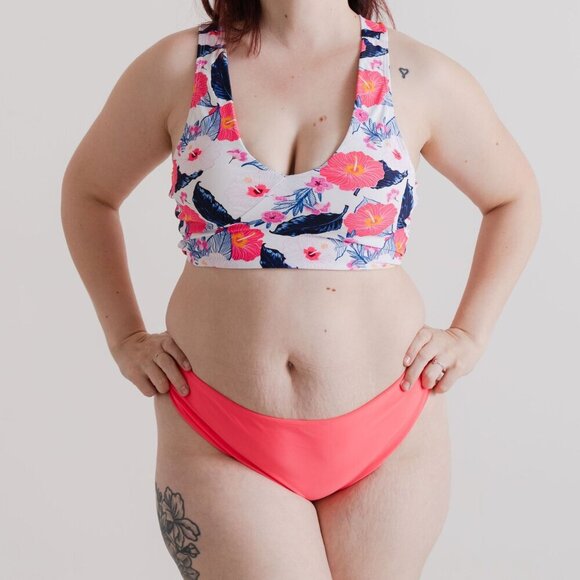 NWT 10-Piece Women's Bikini Mystery Box – Reseller Swimwear Bundle - Picture 16 of 17